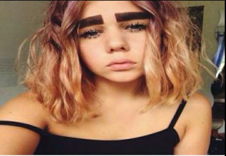30 Of The Worst Eyebrow Fails On The Internet - FOOLS BONEHEADS AND ...