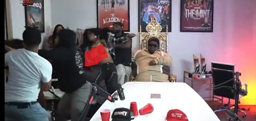 NSFW. Sav, Ivori, And Diamond The Body Get Into A Fight. Look, I Don’t Know These People, But When You See The Video You Will Understand Why I Posted It Here