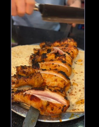 People Left Confused After The Cook Displays A Really Raw Chicken Dish As The Final Result