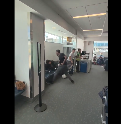 A White Man At The Airport Learned The Hard Way That Calling A Black Man Negro In 2026 Is Just As Bas As Bad As Calling Him A Ni@@er!